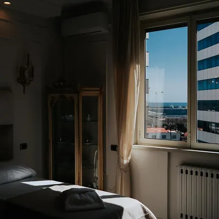 Napoletano Sea View *